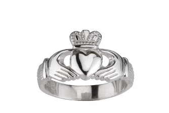 Look what Love can bring-Ladies Claddagh Ring