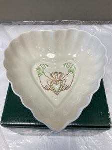 Belleek Pottery Bowl Green Claddagh Heart 4.5"
